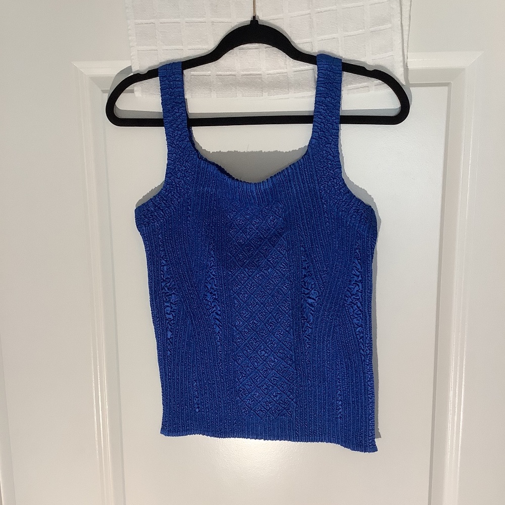 LanaLee Ladies Pull Over Sleeveless Top Blue Size S